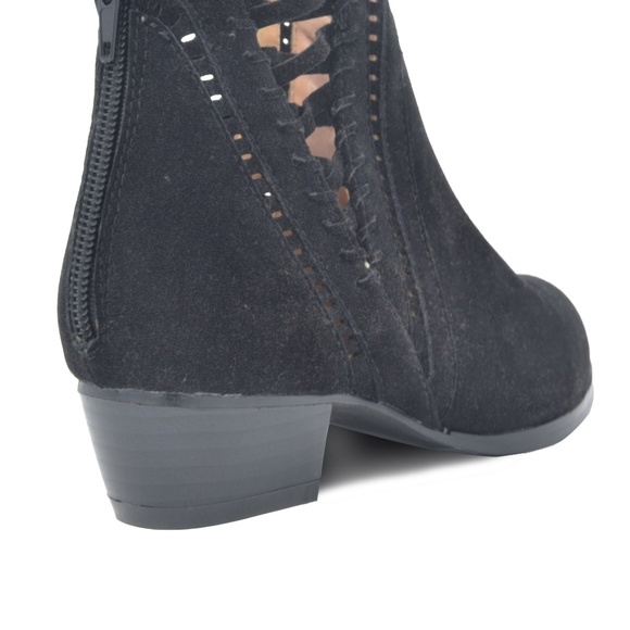 ⭐️ NEW Women’s Woven Suede Ankle Bootie Black - Picture 3 of 4